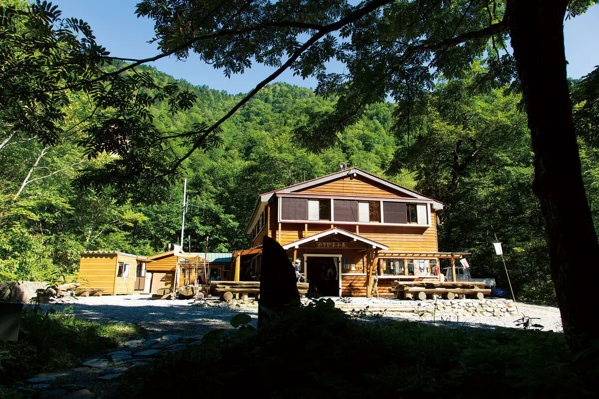 わさび平小屋 岐阜県 高山市の山小屋のひとりでも宿泊可能な宿 男の隠れ家デジタル