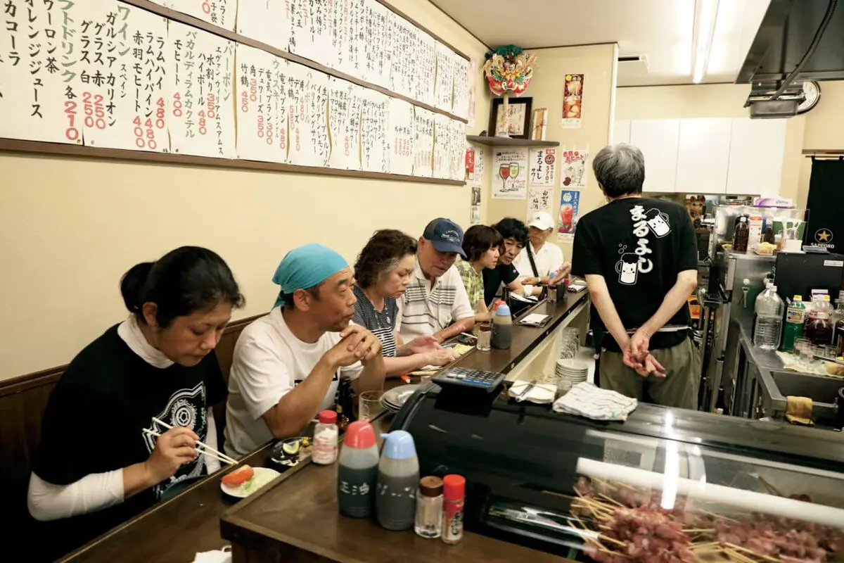 せんべろの聖地 赤羽で 開店と同時に満席になる人気店 まるよし 東京 赤羽にある昼呑みの名店 男の隠れ家デジタル