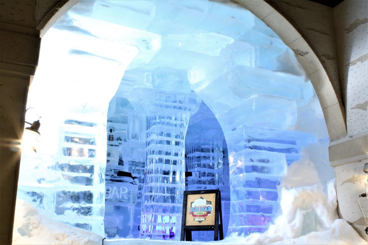 9193氷のBARで氷点下の世界を体験。北海道・ラビスタでイルミネーションが瞬く幻想的な「アイスBar」期間限定オープン