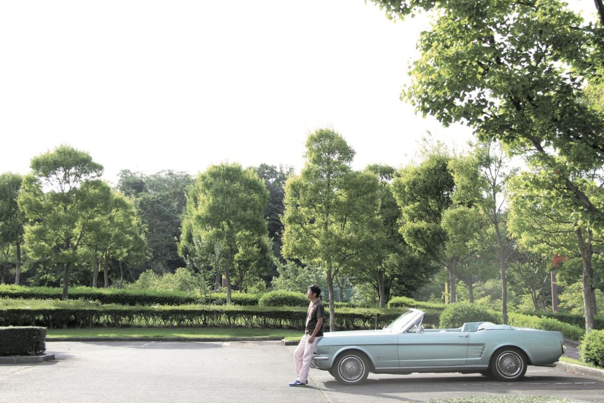 11605古いアメリカ映画に登場する車に憧れて「フォード マスタング コンバーチブル」（1966年/アメリカ）｜ 憧れのクラシックカースタイル