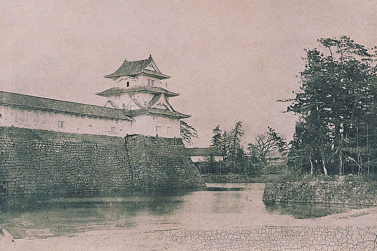 14846家康自ら縄張りをしたと言われる「福井城」（福井県福井市）｜徳川方の北陸の要。白亜の城郭建造物〈古写真で見る失われた名城〉