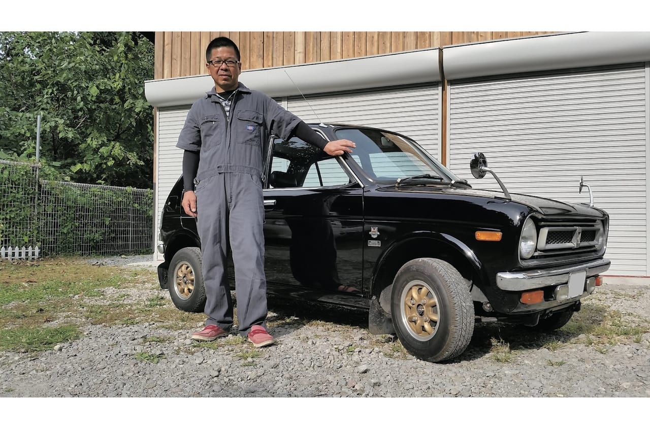 16795黒いボディが一番のチャームポイント。トラブルも少ない「ホンダ ライフ SA型」（1972/国産）｜憧れのクラシックカースタイル