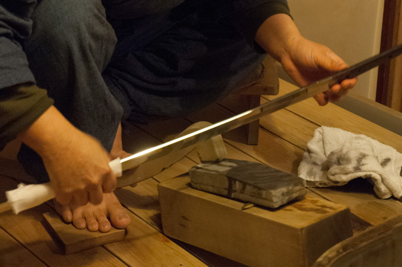 受け継がれる刀匠の技。刀鍛冶の魂とプライドが古も今も宿り続ける「関の刃物」（岐阜県関市）｜日本の伝統技の世界のアイキャッチ