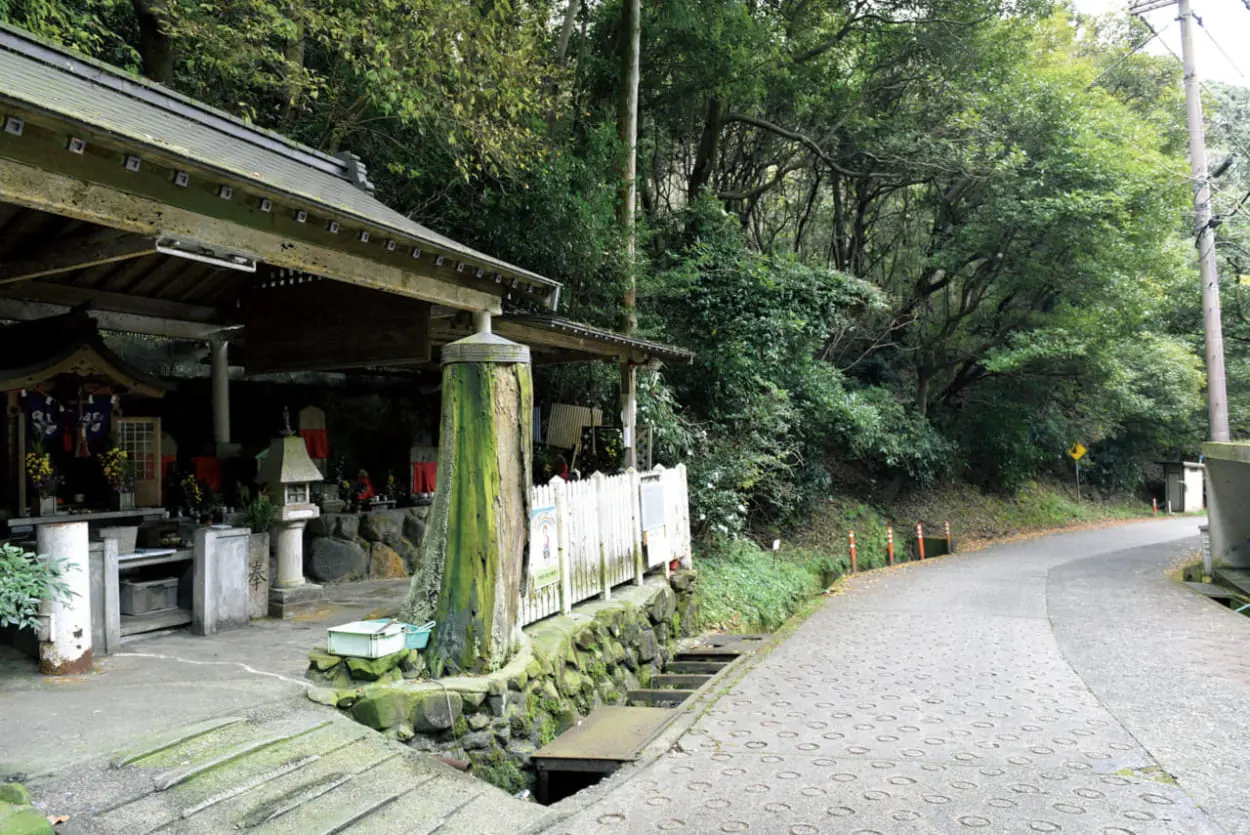 歴史道を旅しよう 古の歴史を伝える幹線道路 美しい石畳が残る峠越えの道 暗峠越え 奈良県 生駒市 大阪府 東大阪市 男の隠れ家デジタル