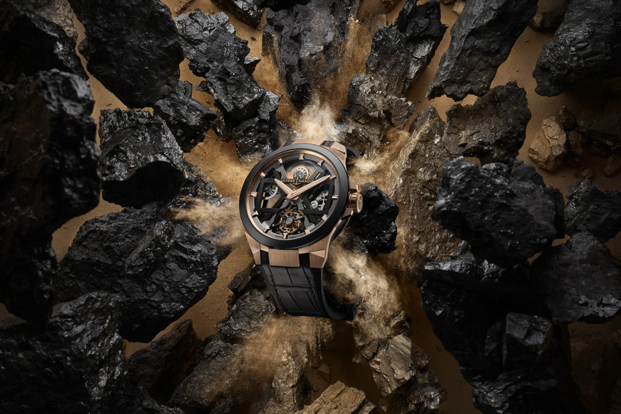 26611自然のエネルギーを表現する腕時計。ユリス・ナルダンのスケルトンコレクションで初の自動巻きトゥールビヨン搭載「ブラスト」