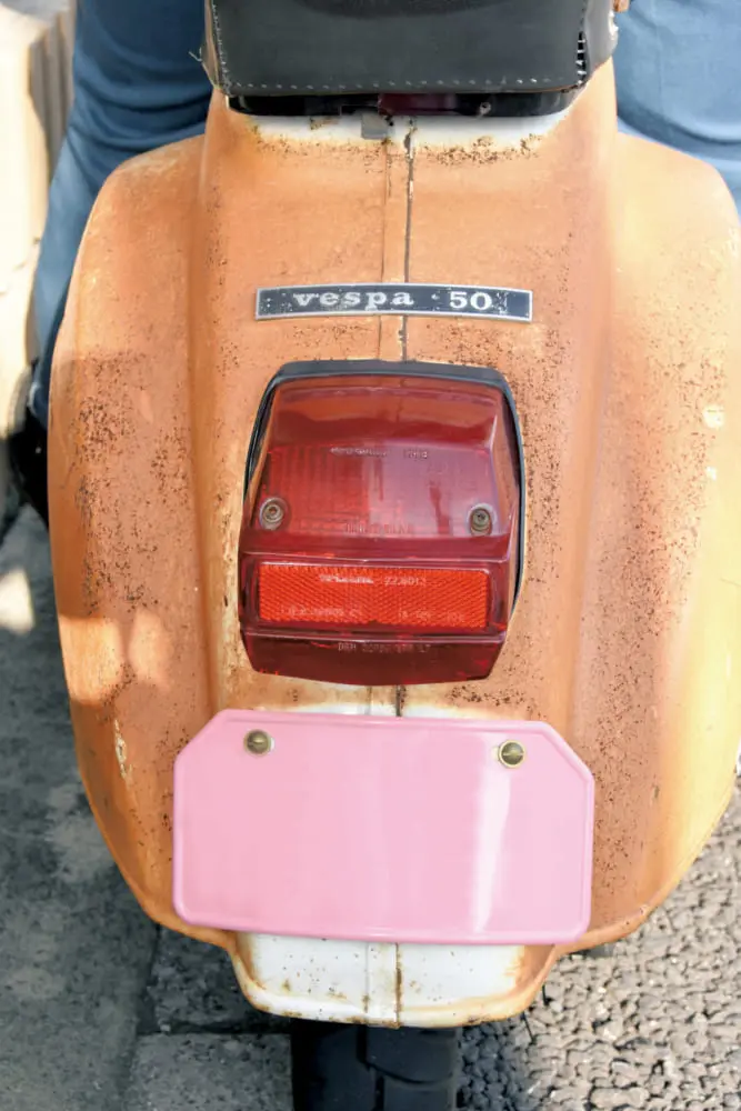 100ccへのボアアップで快適なベスパライフ「Piaggio VESPA 50R」