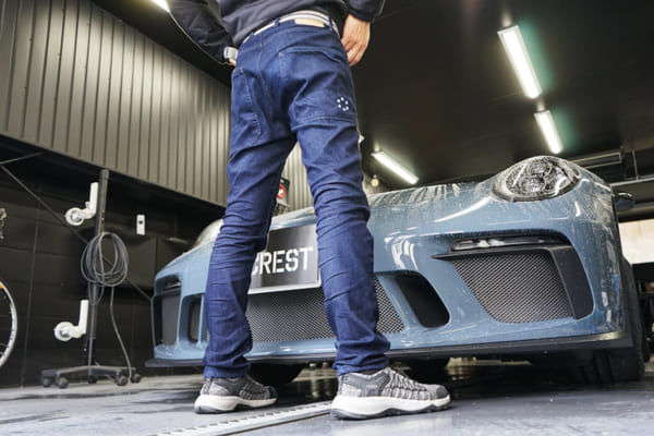 さあ 洗車しようか 洗車ジーンズ Detailer Jeans を履いてテンション上げて洗おう ついでにバイクも自転車も 男の隠れ家デジタル