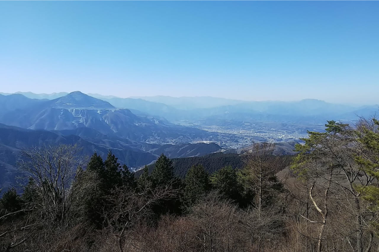 42469渋沢栄一も注目した秩父地方のシンボル「武甲山」。現代日本を支えつづける名峰を行く〈山と景色と歴史の話〉