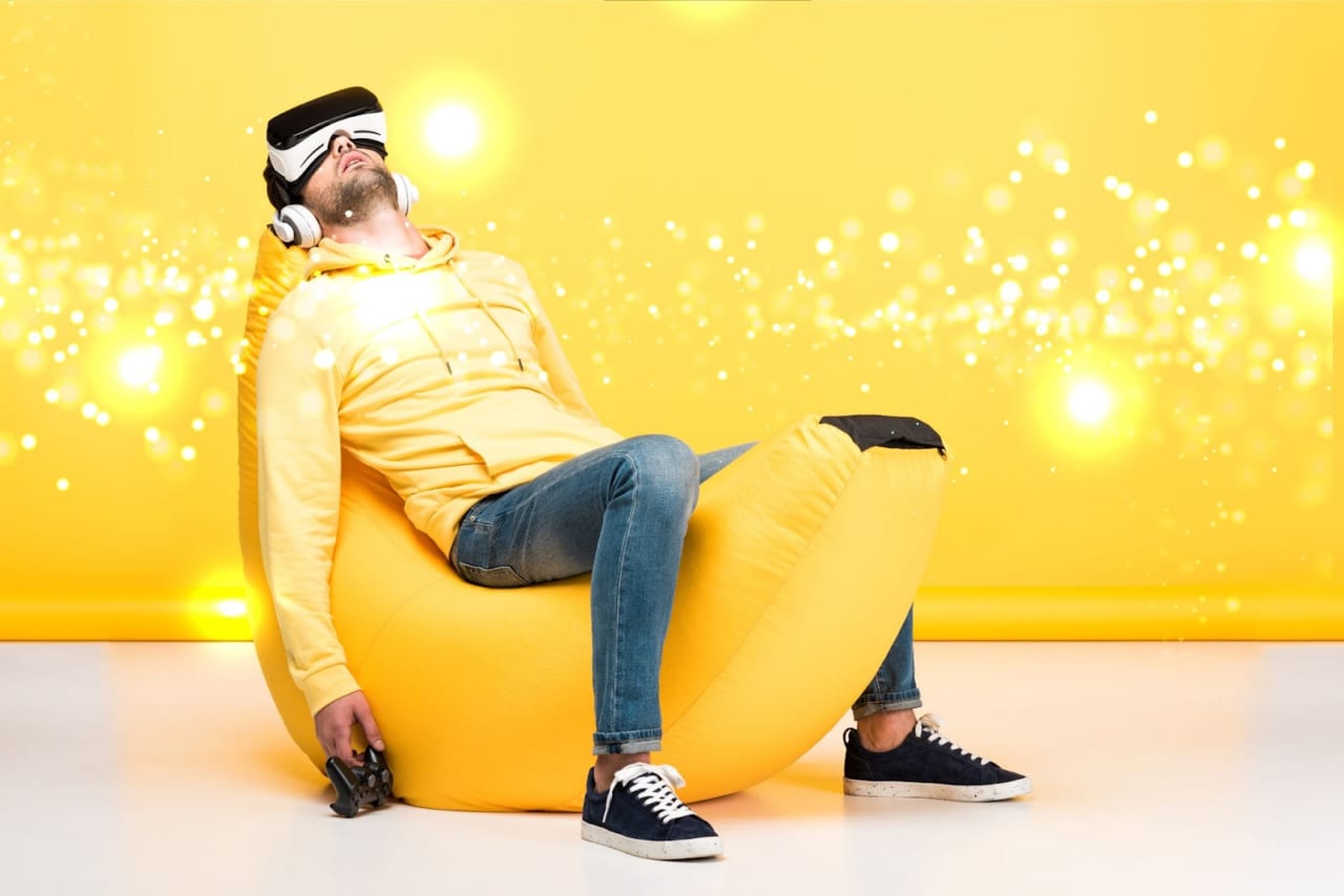 56076仮想現実で友達・恋人と一緒に寝られる！？　今流行の「VR睡眠」とは？