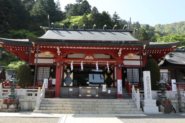 歌舞伎や浮世絵の題材にもなって江戸の庶民を惹きつけた「大山詣り」（STORY #024）