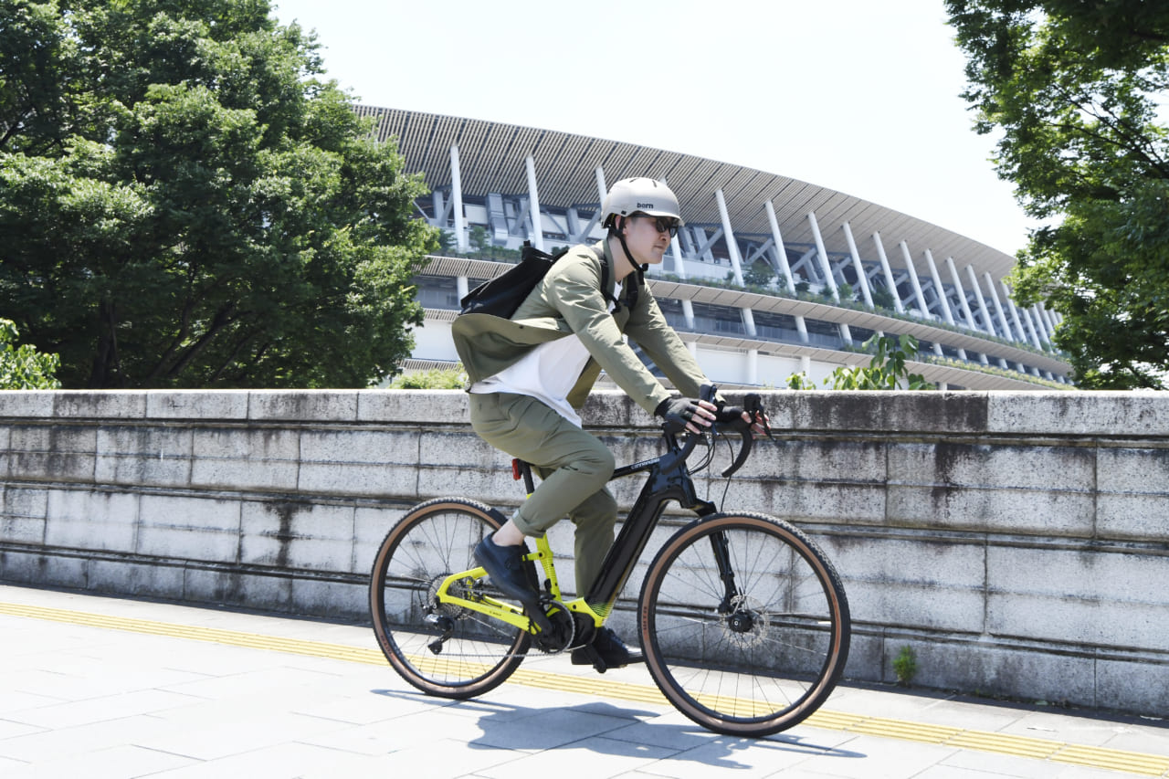 66444運動習慣ゼロの40代でも自転車通勤できる？　真夏の最高峰e-bike（イーバイク）試乗レポート|キャノンデールTopstone Neo Carbon Lefty 3