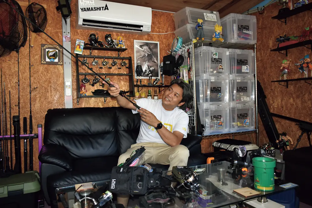 趣味と仕事に没頭できる部屋と化したガレージ｜最高のガレージ THE